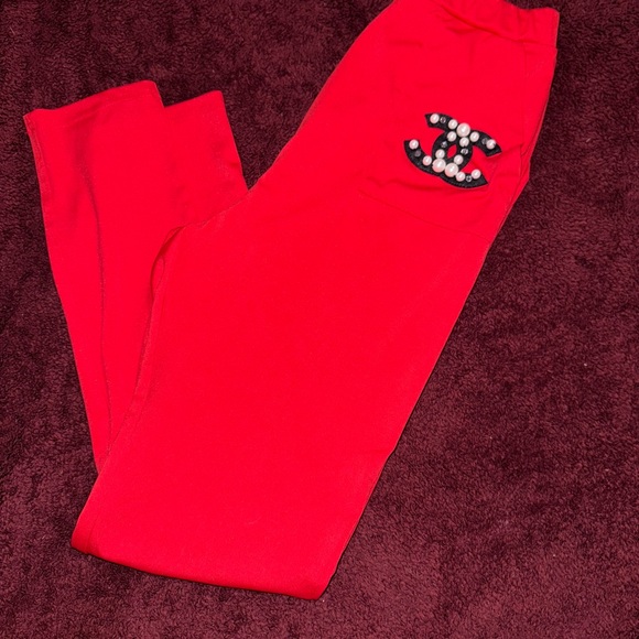 Inspired name brand 2 piece set - Picture 3 of 5